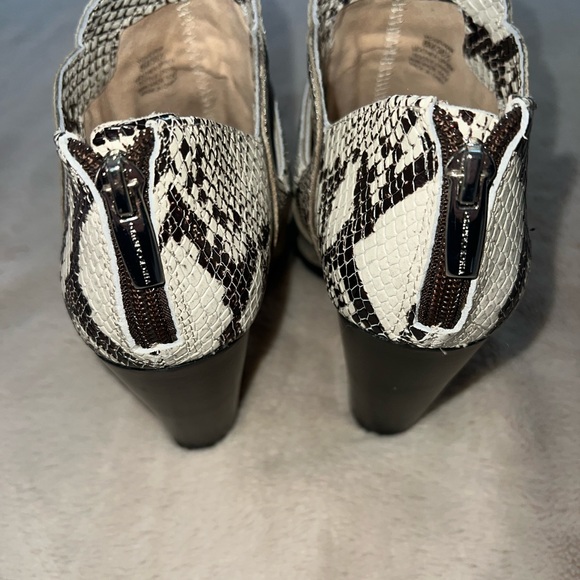 Vince Camuto Boots Size 8 Western - Picture 11 of 11